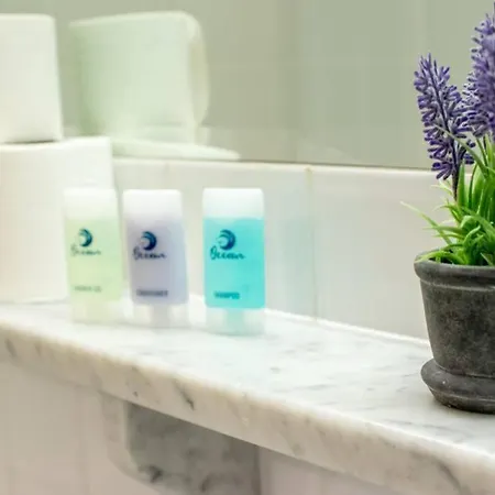 310 - The Carrowbeg At The Harbour Mills By Shortstays