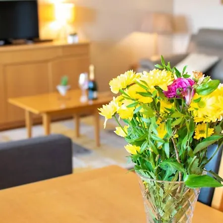 公寓 310 - The Carrowbeg At The Harbour Mills By Shortstays *