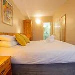 Апартаменты 310 - The Carrowbeg At The Harbour Mills By Shortstays