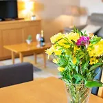 Апартаменты 310 - The Carrowbeg At The Harbour Mills By Shortstays *