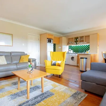 公寓 310 - The Carrowbeg At The Harbour Mills By Shortstays *