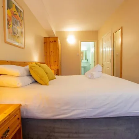 公寓 310 - The Carrowbeg At The Harbour Mills By Shortstays